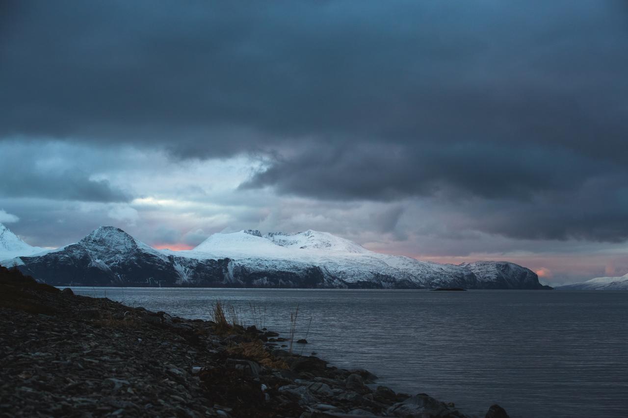 Uløybukta阿克提克帕诺拉玛旅舍别墅 外观 照片